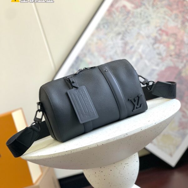 City Keepall handbag