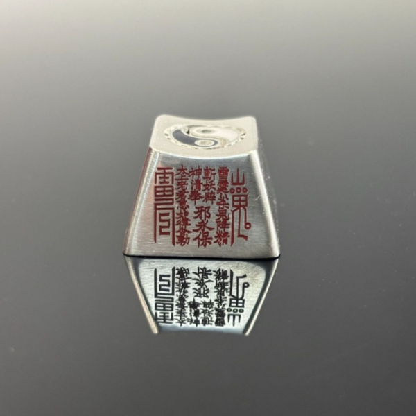 Taoist mountain ghost spends money on gossip keycaps, mechanical keyboard hats, retro Chinese style keys, decorative accessories, ornaments